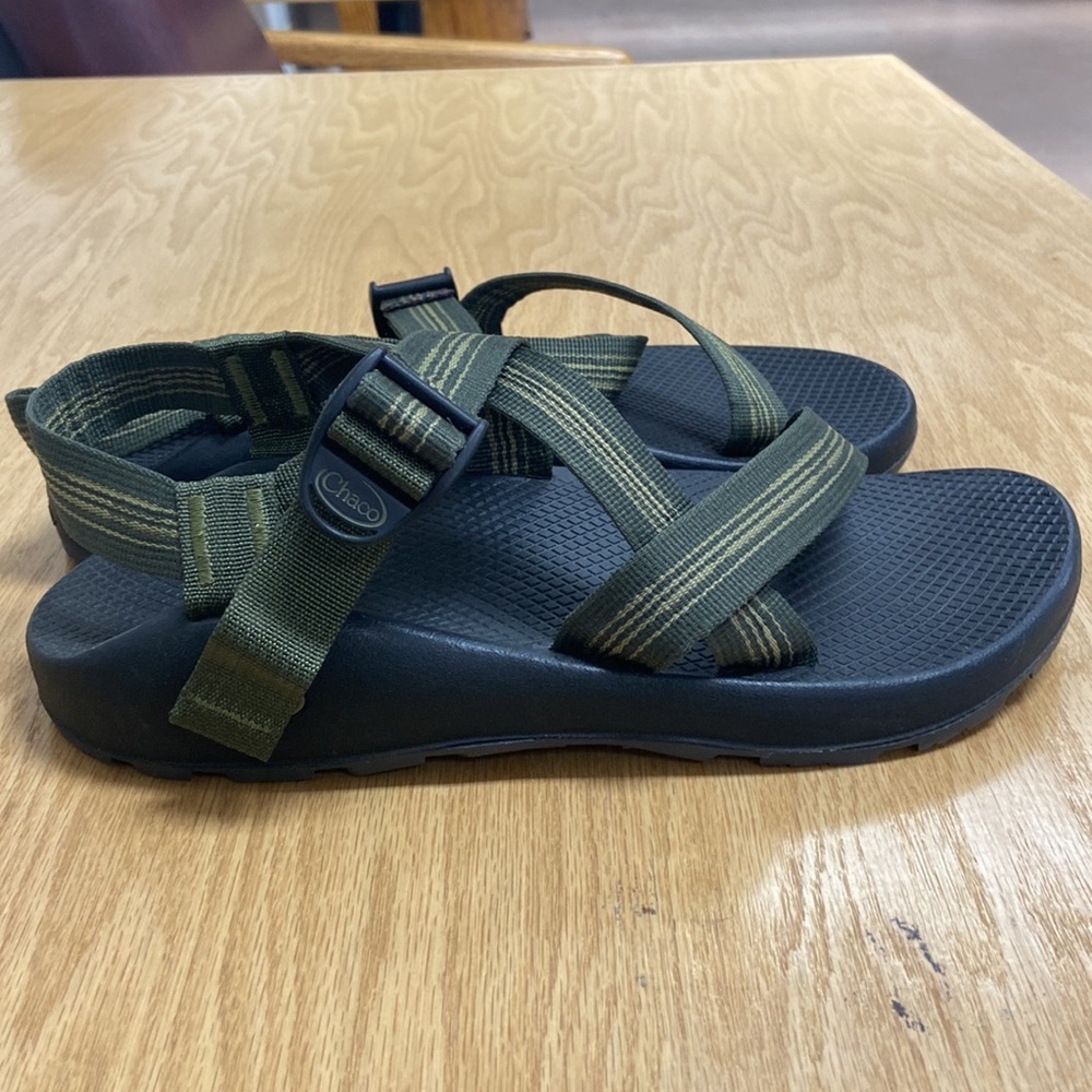 Chaco Men’s 10 Sandals